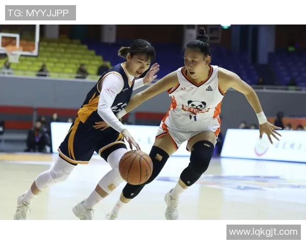 WCBA四川女篮迎战天津队争夺季后赛席位的关键对决